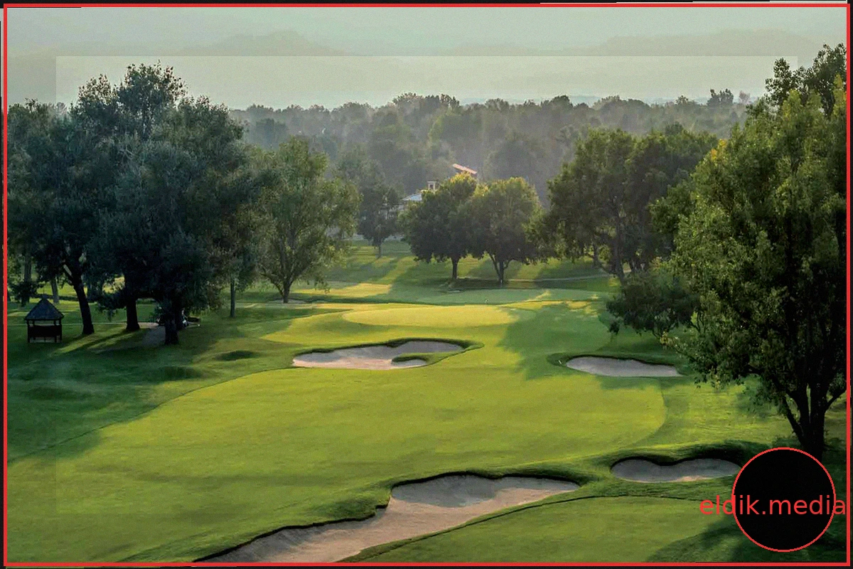 Peyton Manning's club-pro invitational: an under-the-radar golf event