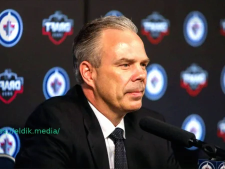 Адриен Бронердин 48 сааттык түз ободогу окуялары: Мас абалында унаа айдап бара жатканда токтотулуп, 7 футтук кишиге бетме-бет келди